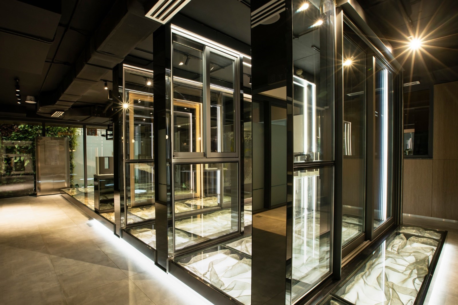 AREUS ATELIER - A UNIQUE SHOWROOM THAT BREAKS CREATIVE LIMITS